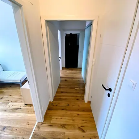 Geraeumiges City-apartment Klagenfurt شقة كلاغنفورت